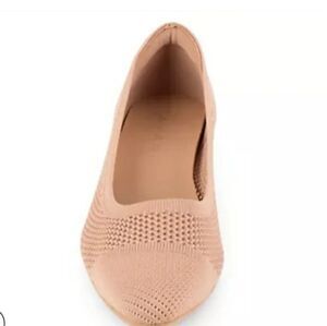 BRAND NEW TAHARI BASILICA LOW-HEEL POINTED TOE KNIT FLAT